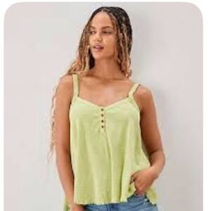 American Eagle Green Top
